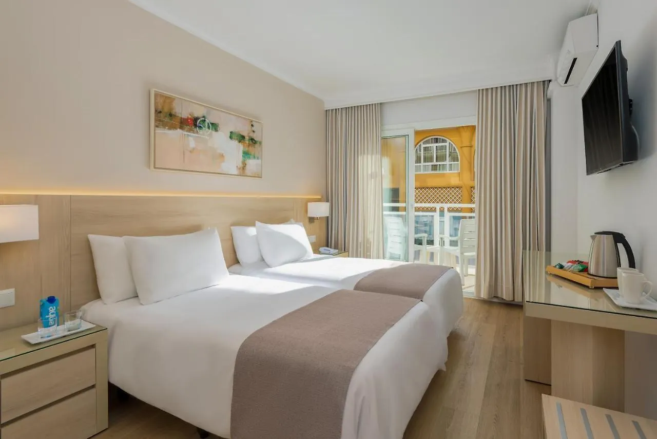 Hotel Las Arenas, Affiliated By Melia Benalmádena