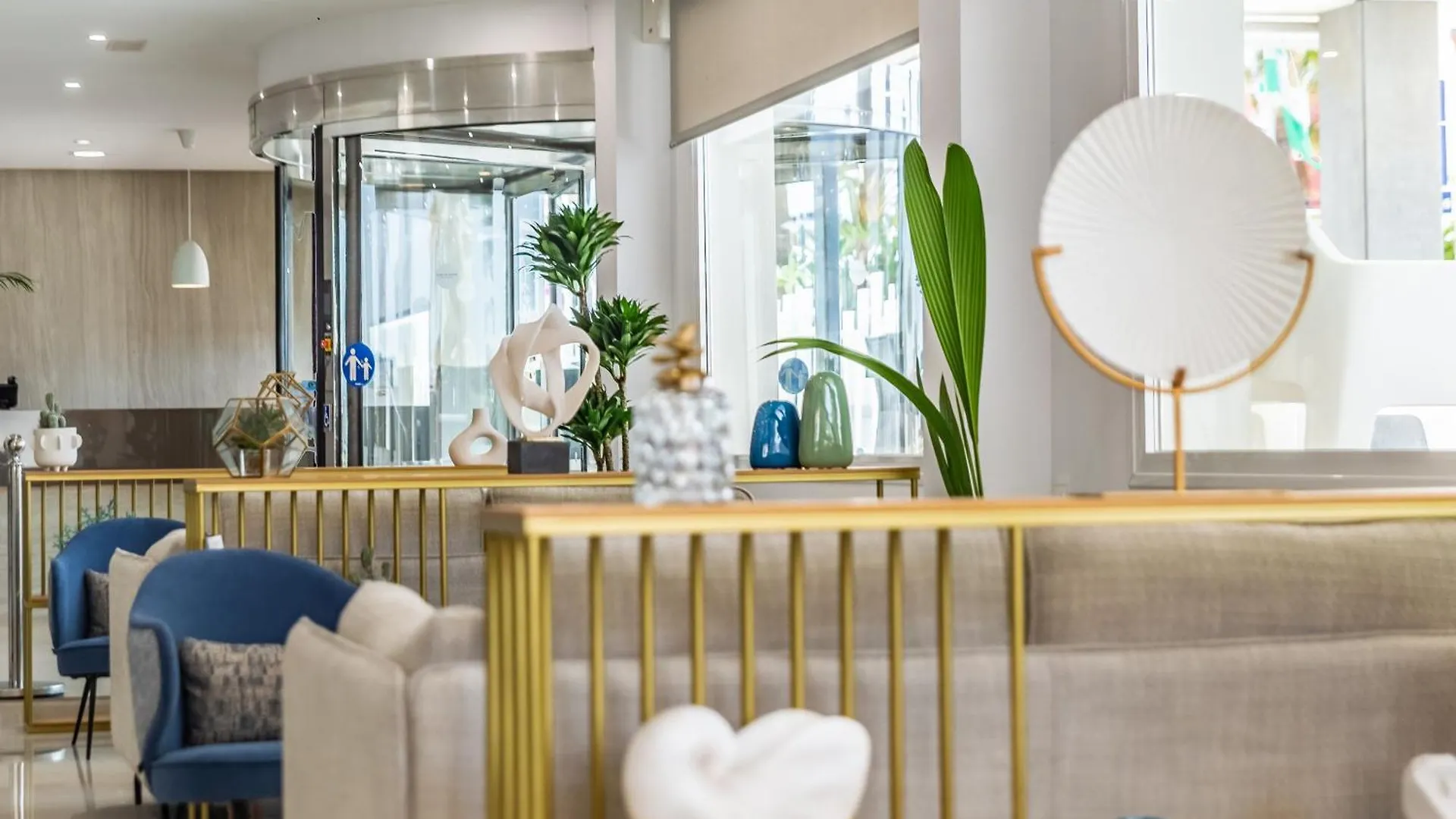 Hotel Las Arenas, Affiliated By Melia Benalmádena 4*,  Hiszpania