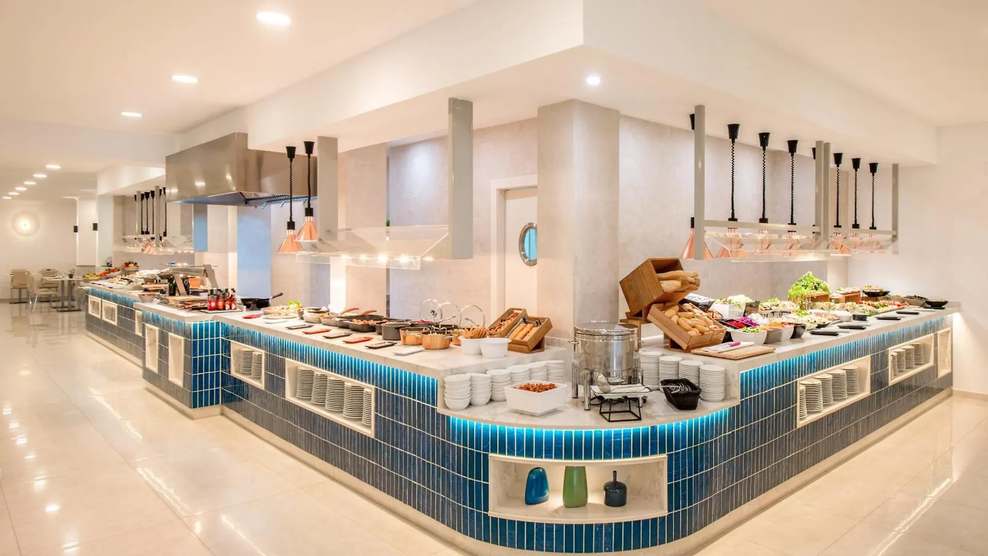 Hotel Las Arenas, Affiliated By Melia Бенальмадена